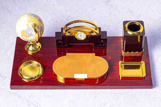 Globed Schreibtisch-Organizer