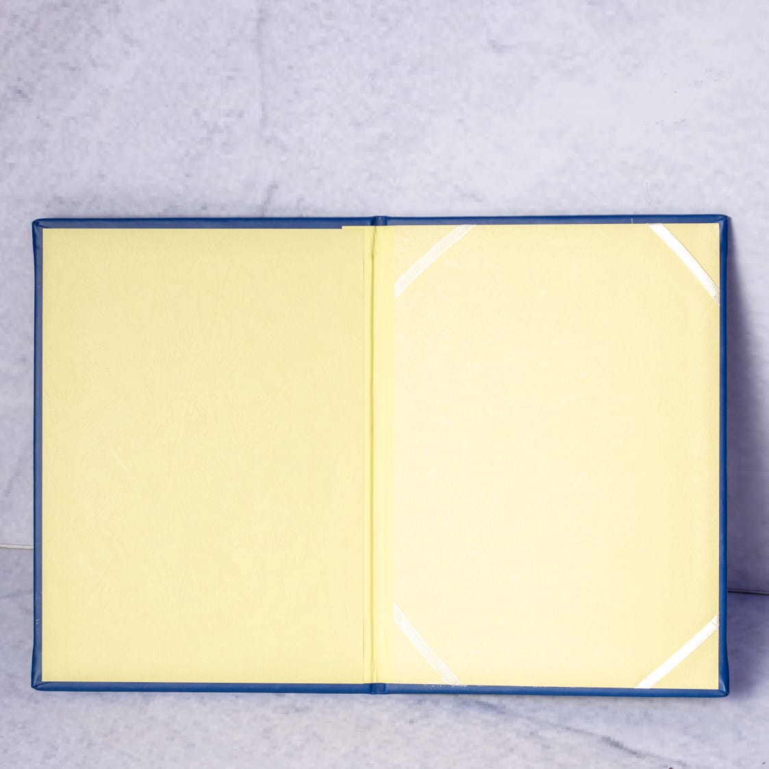 Patterned certificate holder