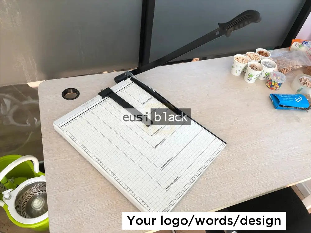 Paper trimmer