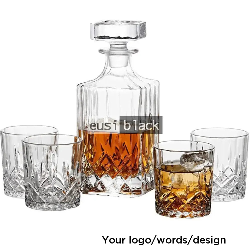 Ridged decanter Decanter + 4 whiskey glasses