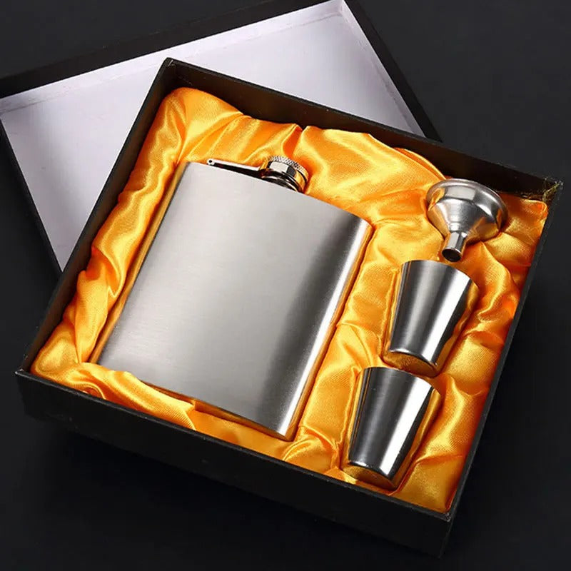 4 Piece stainless hip flask set