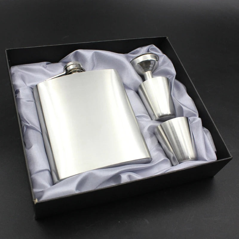 4 Piece stainless hip flask set