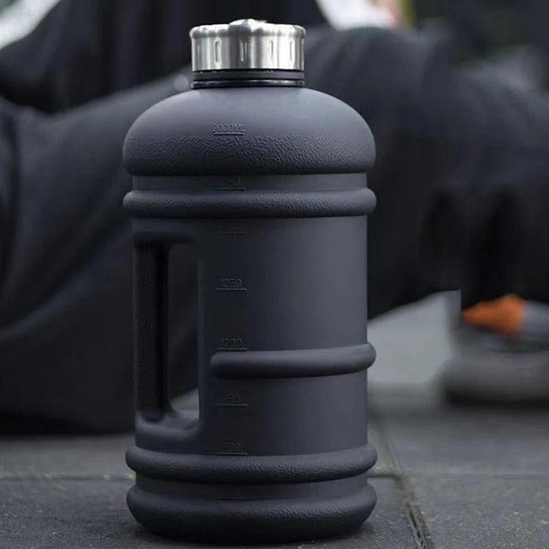 Barrel water bottle | 2.2L