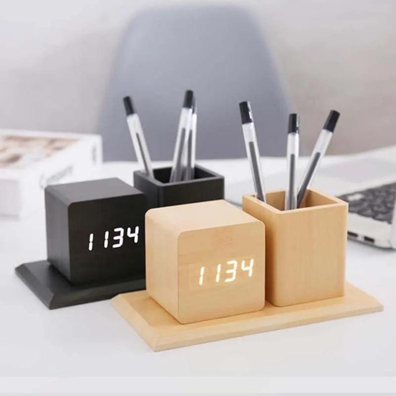 Wooden desk clock