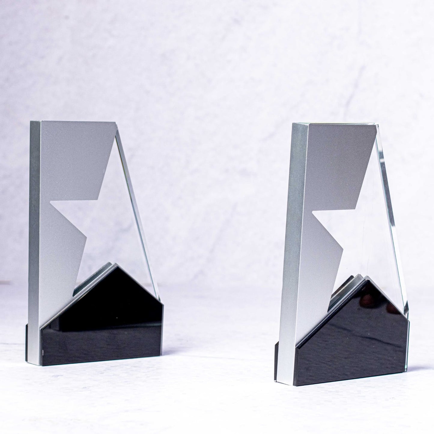 Récompense en cristal de flamme avec base en bois