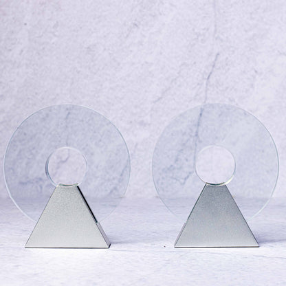 Flammenkristall-Auszeichnung mit Holzsockel