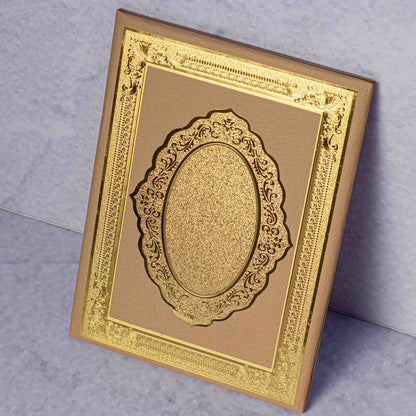 Patterned certificate holder