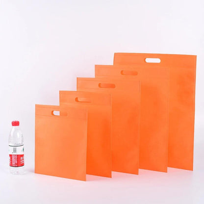 Flat non-woven carrier bag