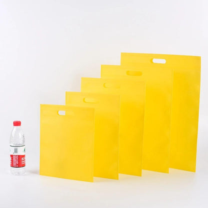 Flat non-woven carrier bag