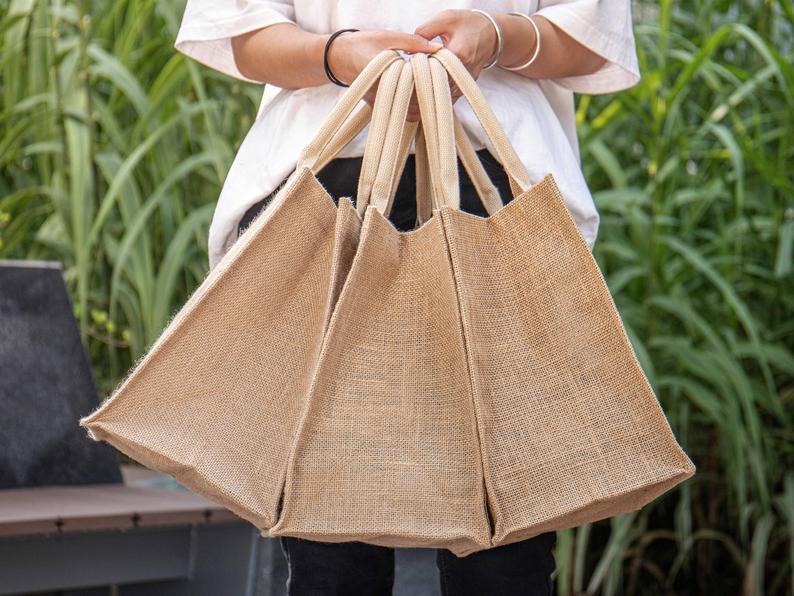 Personalized tote jute bag