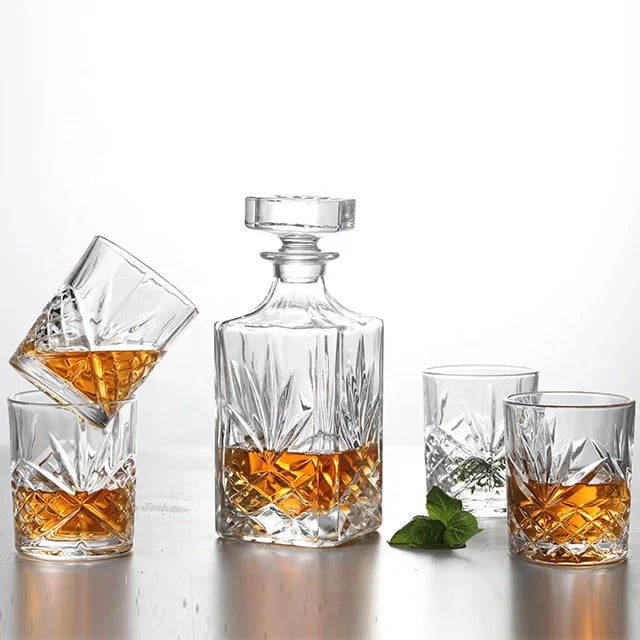 Maple leaf decanter