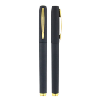 Matte black gel pen