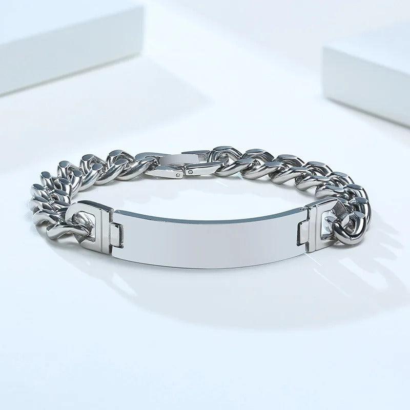 Personalized chain-link bracelet