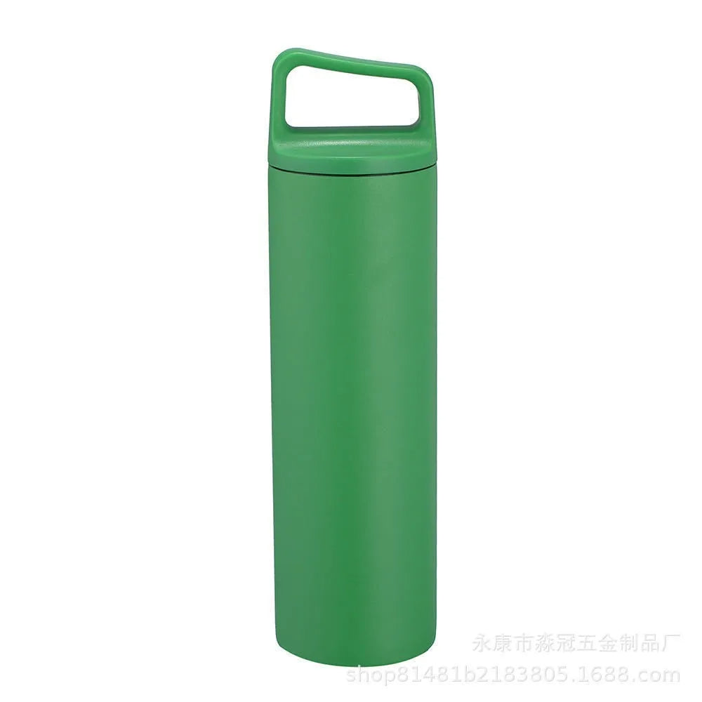 Minimalist thermal water bottle