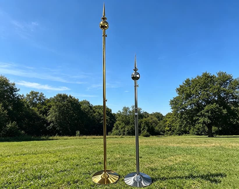 Spear tip ceremonial flag stand - 2.5m