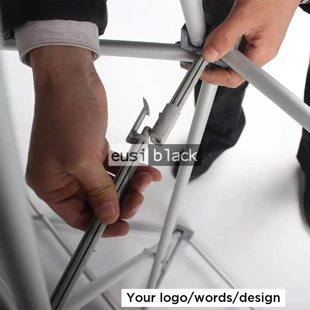 Foldaway cage media banner