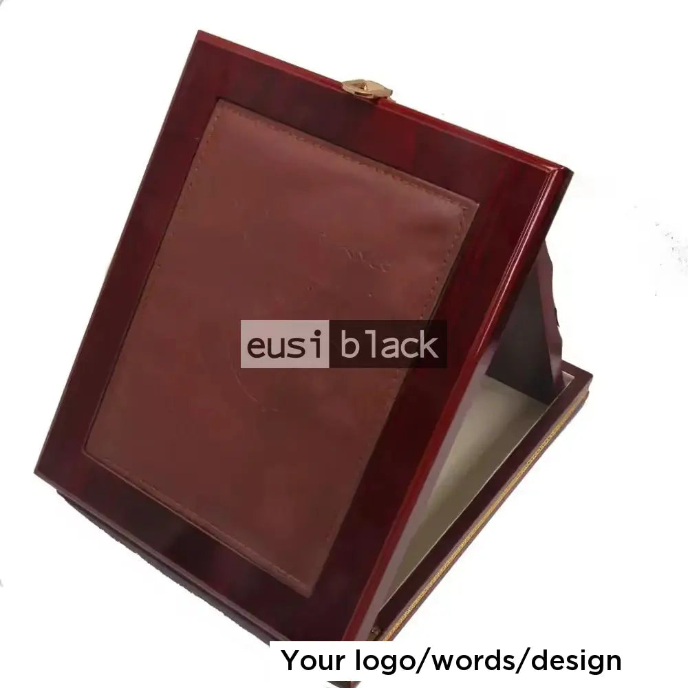 Hedged Wooden Plaque