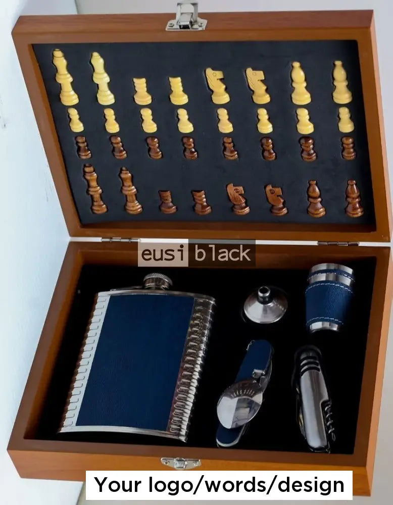 Hip flask set with chess board set - Blue