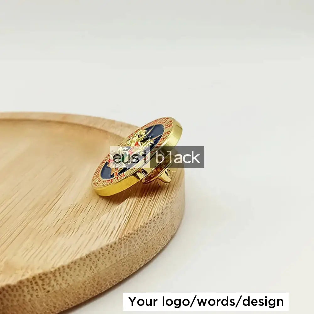 Kenya’s coat of arms lapel pin