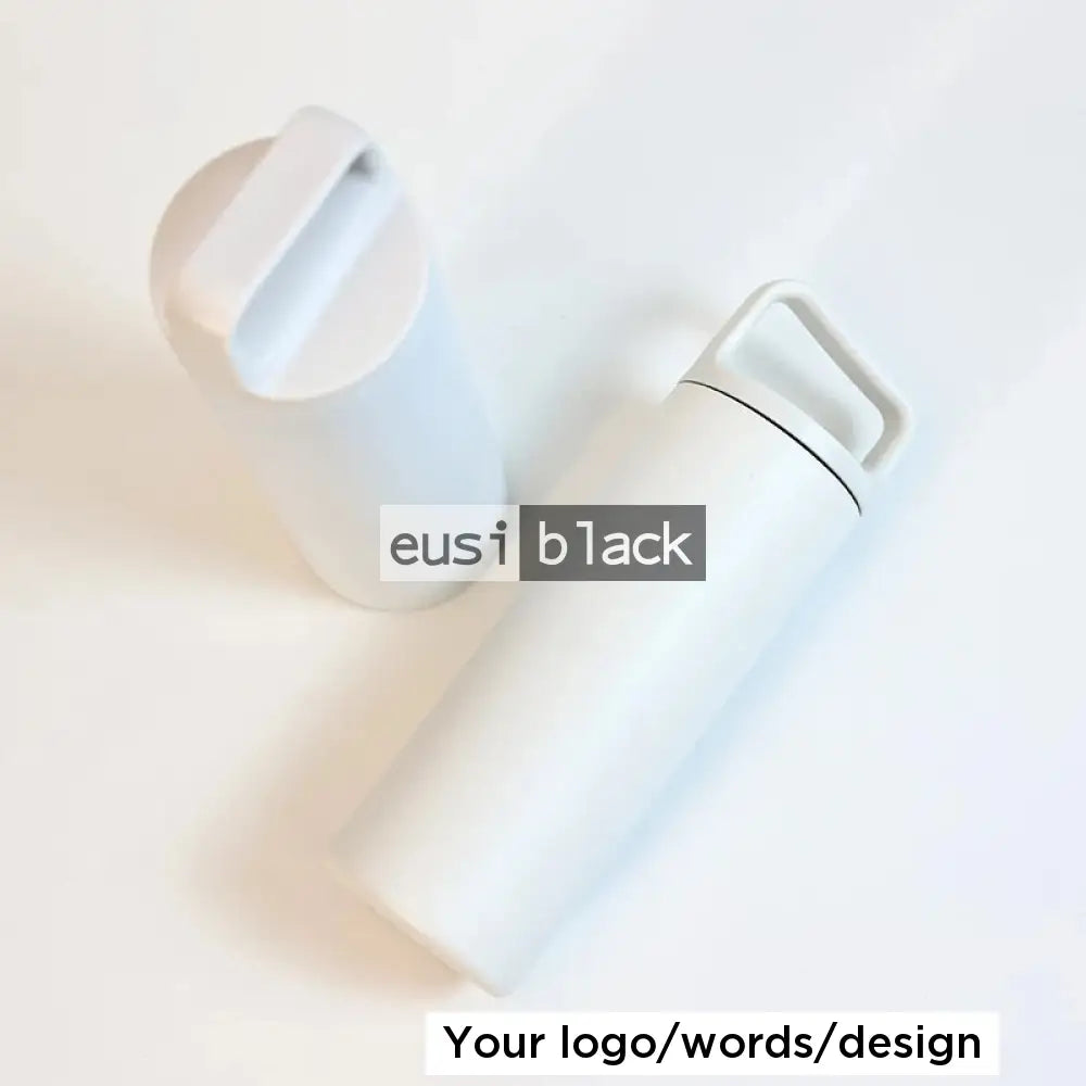 Minimalist thermal water bottle