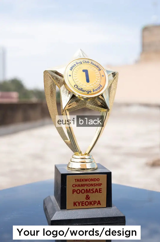 Round face 5 star trophy - 20cm - Gold